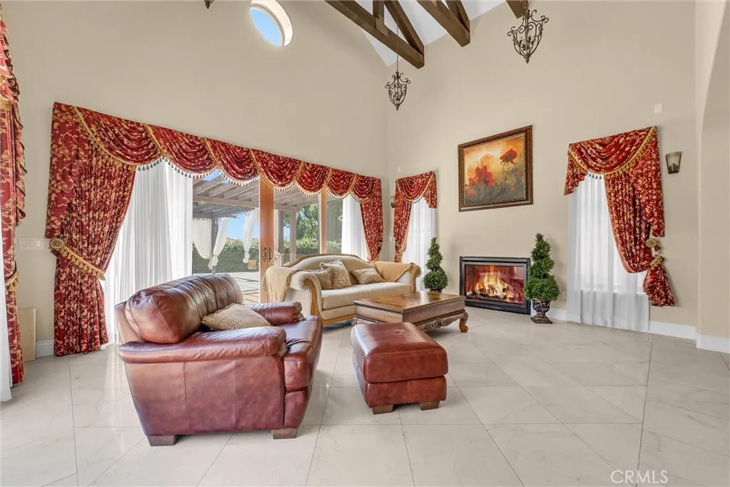 462 Pomello Drive, Claremont, California 91711 home-pic-8